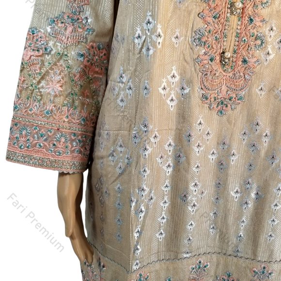 Large Pakistani Fancy Embroidered Jacquard Cotton Broshia Banarsi Shalwar Kameez - Picture 11 of 13